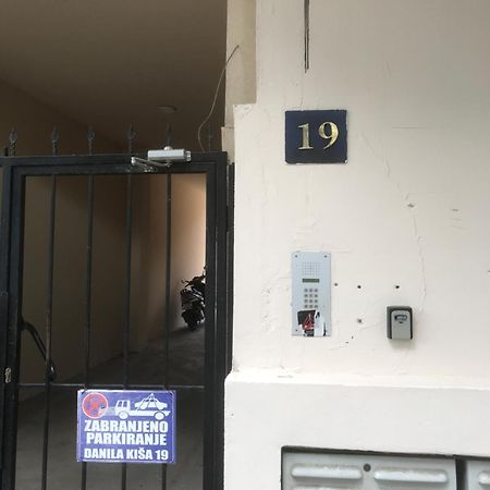 Apartman Kristina Free Parking Новий Сад Екстер'єр фото